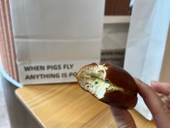 -WHEN PIGS FLY当猪飞