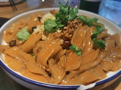 -山河屯铁锅炖(哈西站店)