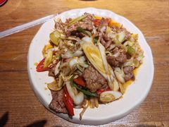 -隔壁老王·家常云南菜(花巷店)