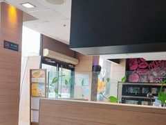 -麦当劳(七宝乐购店)