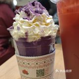 草莓长岛冰上次没有喝到，这次买到了