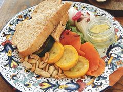 三文鱼班尼迪克-Alimentari早午餐(安福路店)