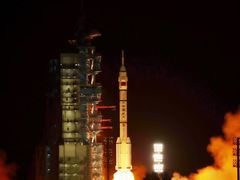 -中国酒泉卫星发射中心