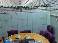 -洞庭洲·防空洞火锅·铜锅涮肉·烧烤(新百广场店)