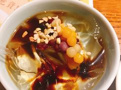 小丸子冰粉-渝是乎川渝小炒(新世界百货望京店)
