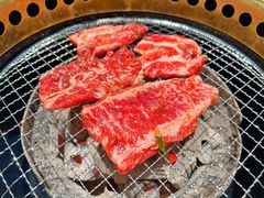 -蚂蚁洞·烤肉大营地(上海静安大悦城店)