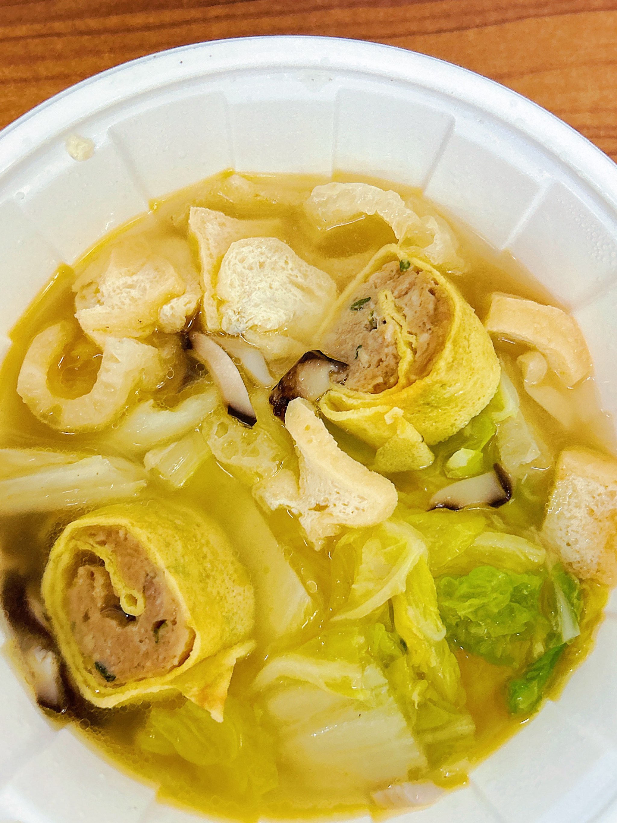 罗森🏪新品🆕三鲜泡饭🍲 超多材料 热乎乎♨️的超适合冬天