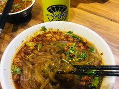 -万记麻辣烫国展总店
