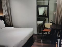 -铂尔登智慧酒店(南山西丽地铁站店)