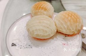 Silver Thread Wheat Bun