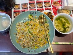 -扬二春炒饭(国庆路总店)