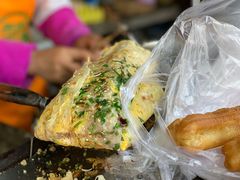 -正宗杂粮煎饼香软鸡蛋饼