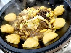 -粘豆包柴火铁锅炖