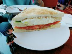 烟熏三文鱼三明治-上海龙之梦万丽酒店