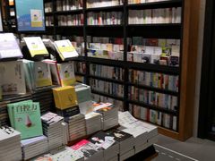 -西西弗书店&矢量咖啡(凯德晶萃广场店)