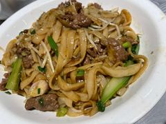 干炒牛河-粤·向群饭店(龙津东路总店)
