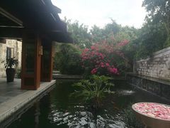 -三亚亚龙湾五号度假别墅酒店