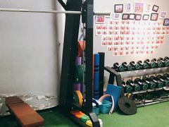 -征成健身连锁私教工作室(九公里店)
