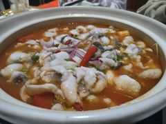 -越城记黑鱼煲(万达店)