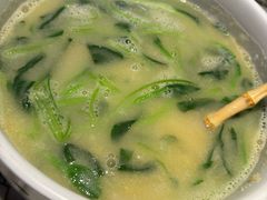 -绿茶餐厅(财富购物中心店)