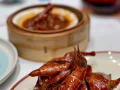 玻璃脆皮乳鸽皇-新雅粤菜馆(南京东路店)