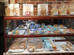 面包甜点陈列柜-丹香(青岛南京路店)