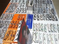-美式眼镜·授权蔡司.依视路.尼康.豪雅.明月(南翔印象城店)