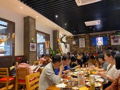 大堂-申德勒加油站餐厅(三里屯北小街店)