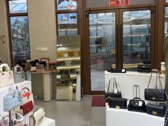 -六六奢品·vintage中古·回收二手奢侈品包包手表首饰(环球港店)
