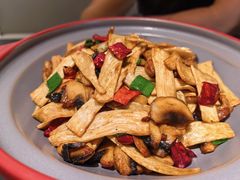 -鸽子侯·家宴·平价海鲜(绿地店)