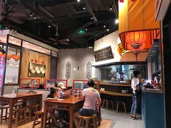 大堂-龍堂蟹黄小笼包(万家丽店)