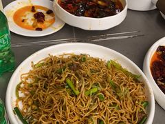 -陈熹公民族美食文化餐厅(中华广场店)