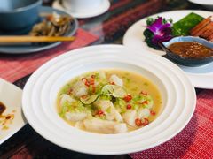青柠檬蒸巴沙鱼-忘忧草融合私房菜(红鼎国际店)