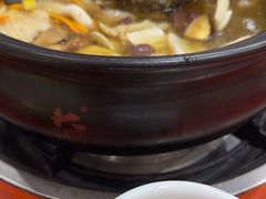-菌之家·专业纯野生菌火锅·特色炒菌