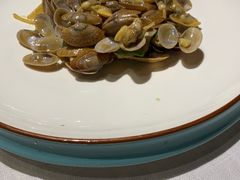 -宝燕海货工场(长江国际店)