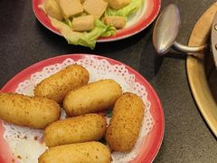-沸炉重庆老火锅(军事博物馆店)