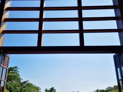 -亚龙湾喜来登·美景台大堂吧