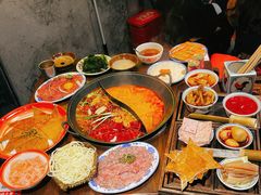 -萍姐火锅·公路夜市(武汉首店)