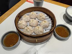 -馋三尺蟹粉小笼(人民广场店)