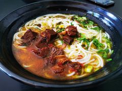 -花溪巷牛肉粉(泉城路店)
