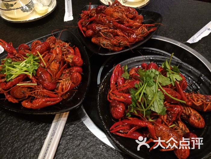 香品凰主题餐吧-十三香小龙虾图片-南宁美食-大众点评网