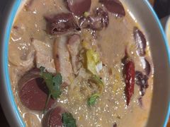 -万里闯关东铁锅炖菜馆(高新旗舰店)