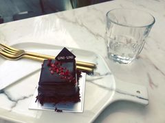 -UNI UNI(环亚凯瑟琳店)