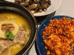 -半山腰·云南菜(侨福芳草地店)