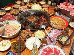 -周小明火锅(黑金冠社区店)