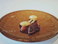 法国乳鸽配可可仔-Caprice(香港四季酒店)