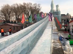 -人民防洪胜利纪念塔