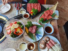 -炼火烤肉店