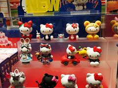 -泡泡玛特POPMART(天环购物中心店)