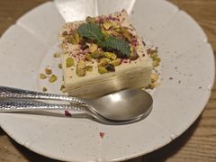 娜帕里勇-那时新疆·若羌(经纬汇店)